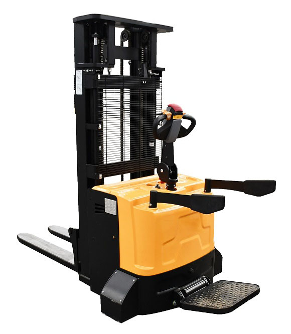 Apilador eléctrico 2000kg, elevación 4500mm (incluye batería y cargador), hombre a bordo